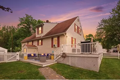 10 Gloucester St, Methuen, MA 01844 - Photo 17