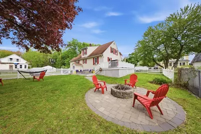 10 Gloucester St, Methuen, MA 01844 - Photo 15