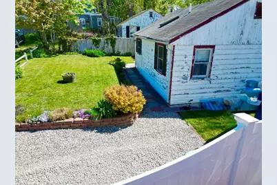 11 Meadow Glen Ln, Plymouth, MA 02360 - Photo 17