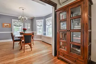 15 Crown St, Milton, MA 02186 - Photo 9