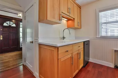 15 Crown St, Milton, MA 02186 - Photo 17