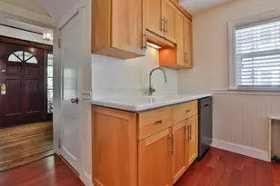 15 Crown St, Milton, MA 02186 - Photo 17
