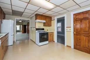 17-19 Dyer Ave, Everett, MA 02149 - Photo 19
