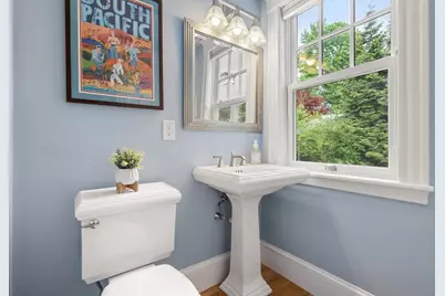 799 Commonwealth Avenue, Newton, MA 02459 - Photo 17