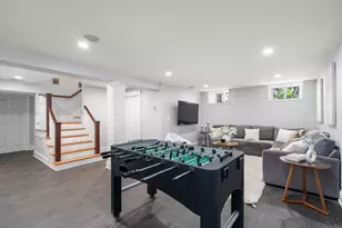 799 Commonwealth Ave, Newton, MA 02459 - Photo 35