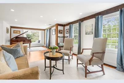 41 Longmeadow Road, Wellesley, MA 02482 - Photo 7