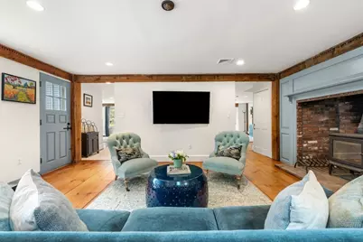 41 Longmeadow Road, Wellesley, MA 02482 - Photo 17