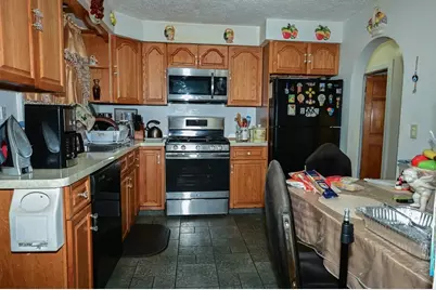 117 Fairmount St, Boston, MA 02124 - Photo 5