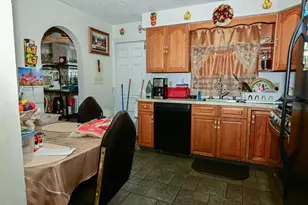 117 Fairmount St, Boston, MA 02124 - Photo 5