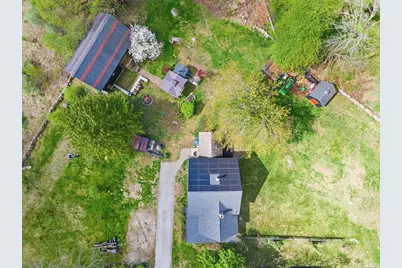 25 Warfield St, Hopedale, MA 01747 - Photo 35