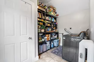 25 Warfield St, Hopedale, MA 01747 - Photo 21