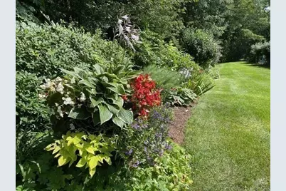 14 Ballardvale Rd, Andover, MA 01810 - Photo 5