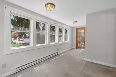 7 East Greenwood St, Amesbury, MA 01913 - Photo 23