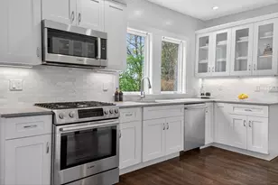 319 Forest Hills St, Boston, MA 02130 - Photo 11