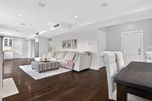 319 Forest Hills St, Boston, MA 02130 - Photo 7