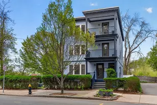 319 Forest Hills St, Boston, MA 02130 - Photo 23