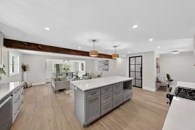 8 Topeka Rd, Chelmsford, MA 01824 - Photo 11