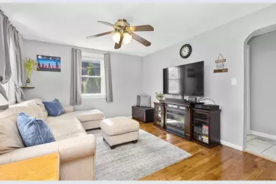 4 Lynn Ave, Plainville, MA 02762 - Photo 5