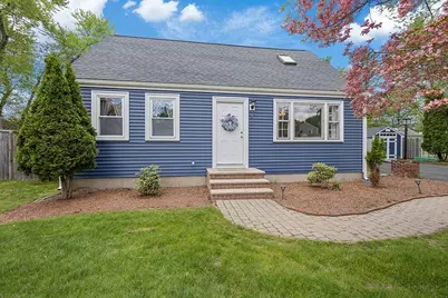 4 Lynn Ave, Plainville, MA 02762 - Photo 1