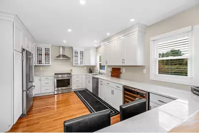 389 Marbleridge Rd, North Andover, MA 01845 - Photo 9
