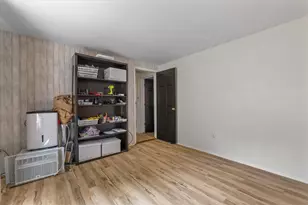262 Main St, Orange, MA 01364 - Photo 25