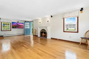 67 Brook Dr, Lynnfield, MA 01940 - Photo 3