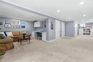 460 Baker St, Boston, MA 02132 - Photo 35