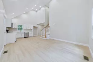 17 Southworth St, Lakeville, MA 02347 - Photo 7