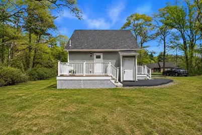 17 Southworth St, Lakeville, MA 02347 - Photo 3