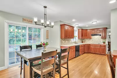 46 Holmes St, Needham, MA 02492 - Photo 9