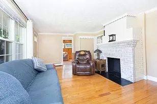 70 Trinity Ave, Worcester, MA 01605 - Photo 7
