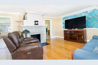 70 Trinity Ave, Worcester, MA 01605 - Photo 5
