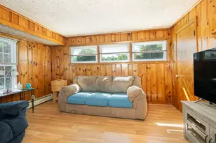70 Trinity Ave, Worcester, MA 01605 - Photo 9