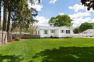 70 Trinity Ave, Worcester, MA 01605 - Photo 25
