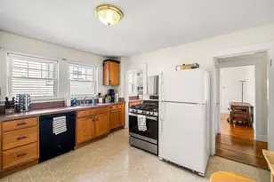 83-85 Cresthill Rd, Boston, MA 02135 - Photo 9