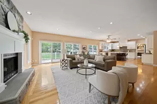 5 Dublin Cir, Burlington, MA 01803 - Photo 5