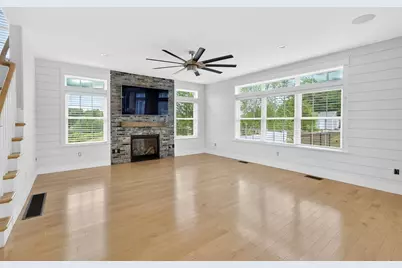 586 Hart St, Dighton, MA 02715 - Photo 11