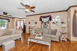 24 Sylvia St, Lynn, MA 01904 - Photo 5