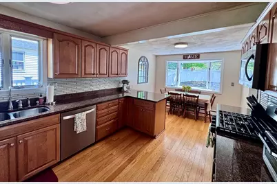 12 Palmer Ave, Saugus, MA 01906 - Photo 11