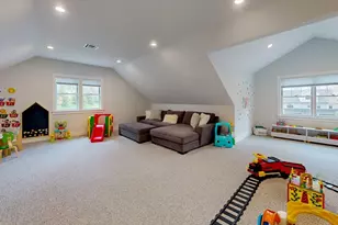 4 Lincoln Ct, Medfield, MA 02052 - Photo 29