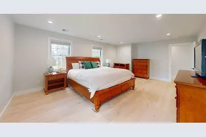 4 Lincoln Ct, Medfield, MA 02052 - Photo 23