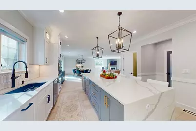 4 Lincoln Ct, Medfield, MA 02052 - Photo 3