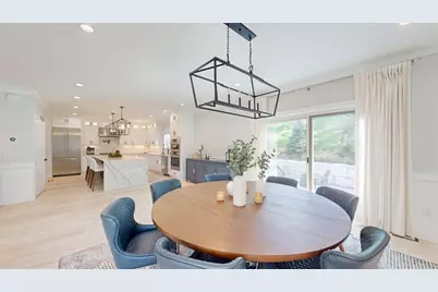 4 Lincoln Ct, Medfield, MA 02052 - Photo 7