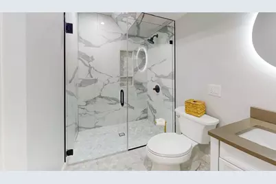 4 Lincoln Ct, Medfield, MA 02052 - Photo 35