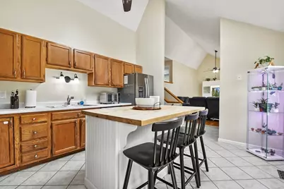 310 Shag Bark Road, Taunton, MA 02780 - Photo 9