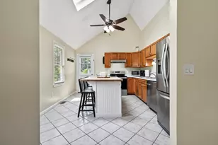 310 Shagbark Rd, Taunton, MA 02780 - Photo 7