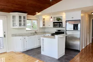 21 Norseman Ave, Gloucester, MA 01930 - Photo 9