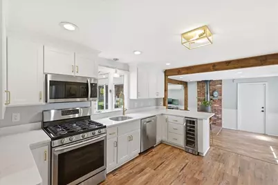 560 Common St, Walpole, MA 02081 - Photo 11