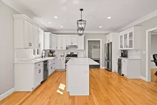 5 Baron Dr, Easton, MA 02356 - Photo 5