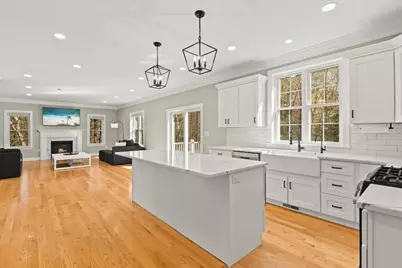 5 Baron Drive, Easton, MA 02356 - Photo 9